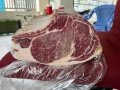 Đầu thăn ngoại bò có xương OPR Black Angus cao cấp MRT