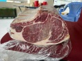 Đầu thăn ngoại bò có xương OPR Black Angus cao cấp MRT
